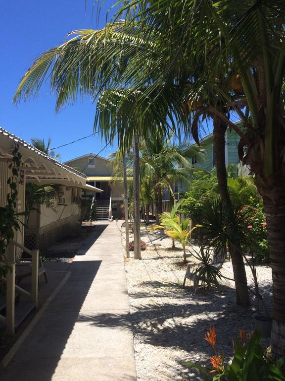 Cooper'S Inn Utila Εξωτερικό φωτογραφία